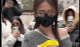 吃瓜穿制服最新事件爆料,揭秘最新制服穿搭潮流事件